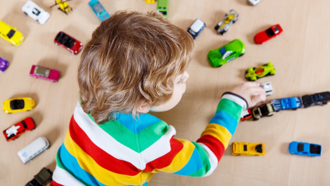 راز خلاقیت در اتیسم؛ نقش پنهان بیش فعالی در شکوفایی ایده های نو